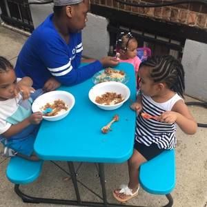 Meet your Posher, Carlyle